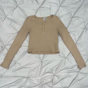 NEVER WORN H&M Beige/Tan Ribbed Longsleeve Top